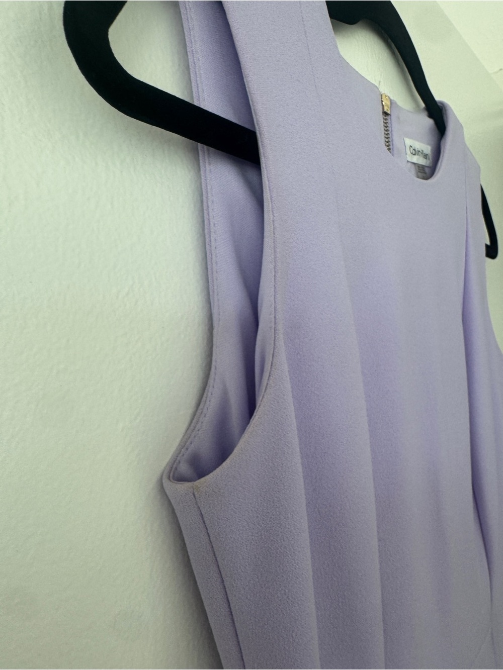 Calvin Klein Lavender Sleeveless Sheath Dress Gold Zip Size 2 - Picture 6 of 10